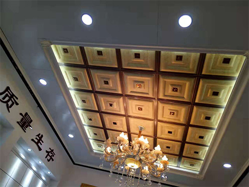 數(shù)控火焰三割炬切割機QL-6000H用于鋼板切割